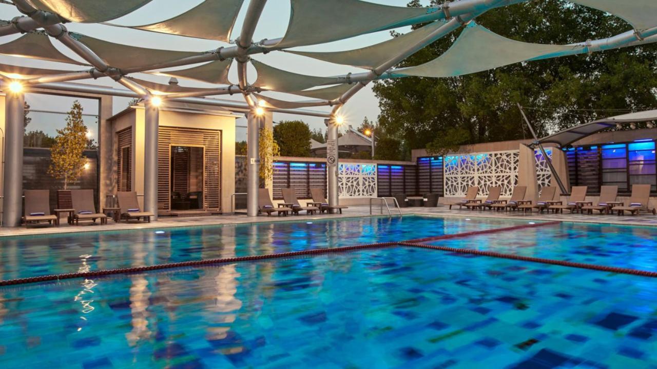 Holiday Inn Kuwait Al Thuraya City By Ihg Kuwait City Luaran gambar