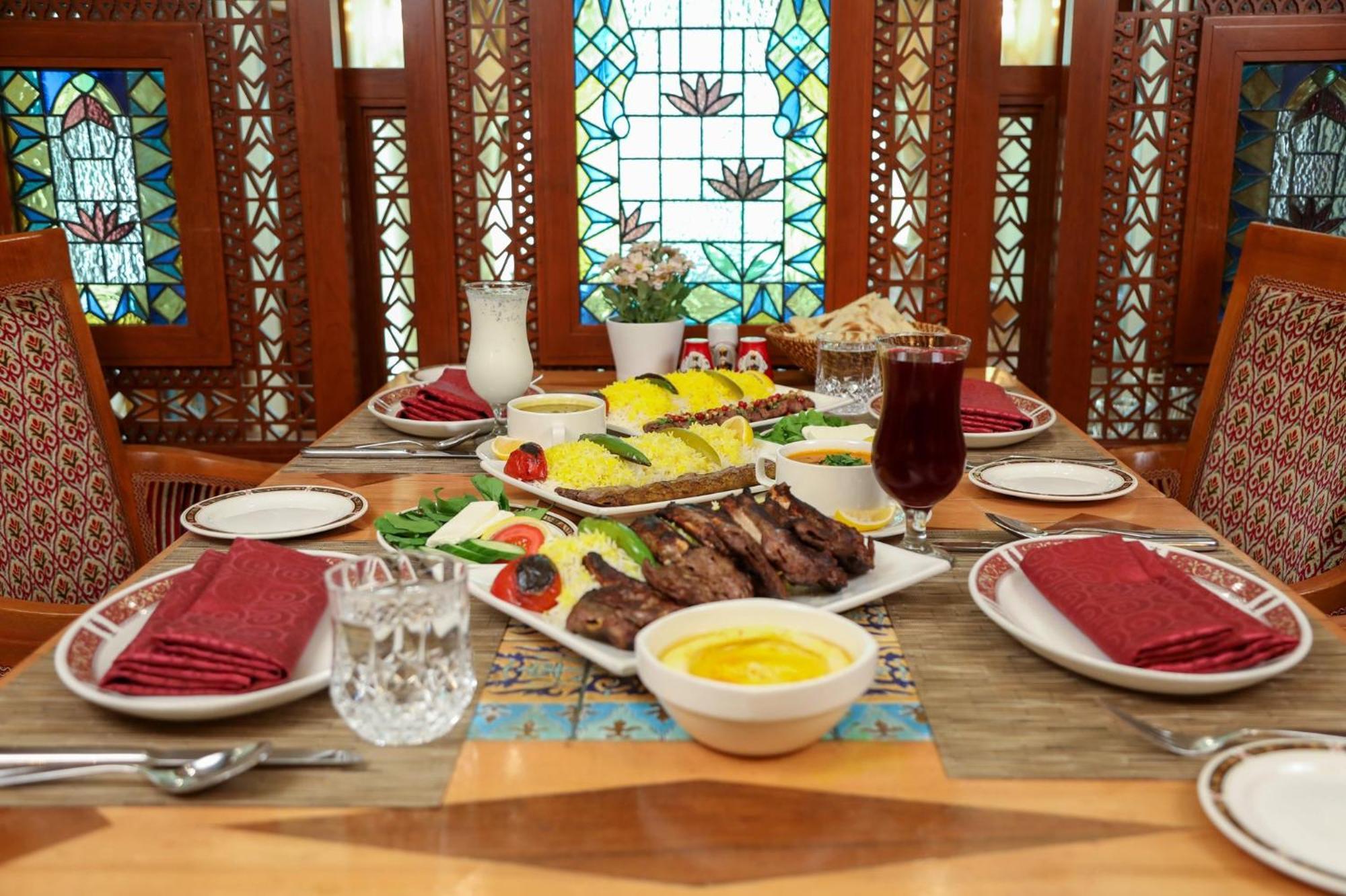 Holiday Inn Kuwait Al Thuraya City By Ihg Kuwait City Luaran gambar
