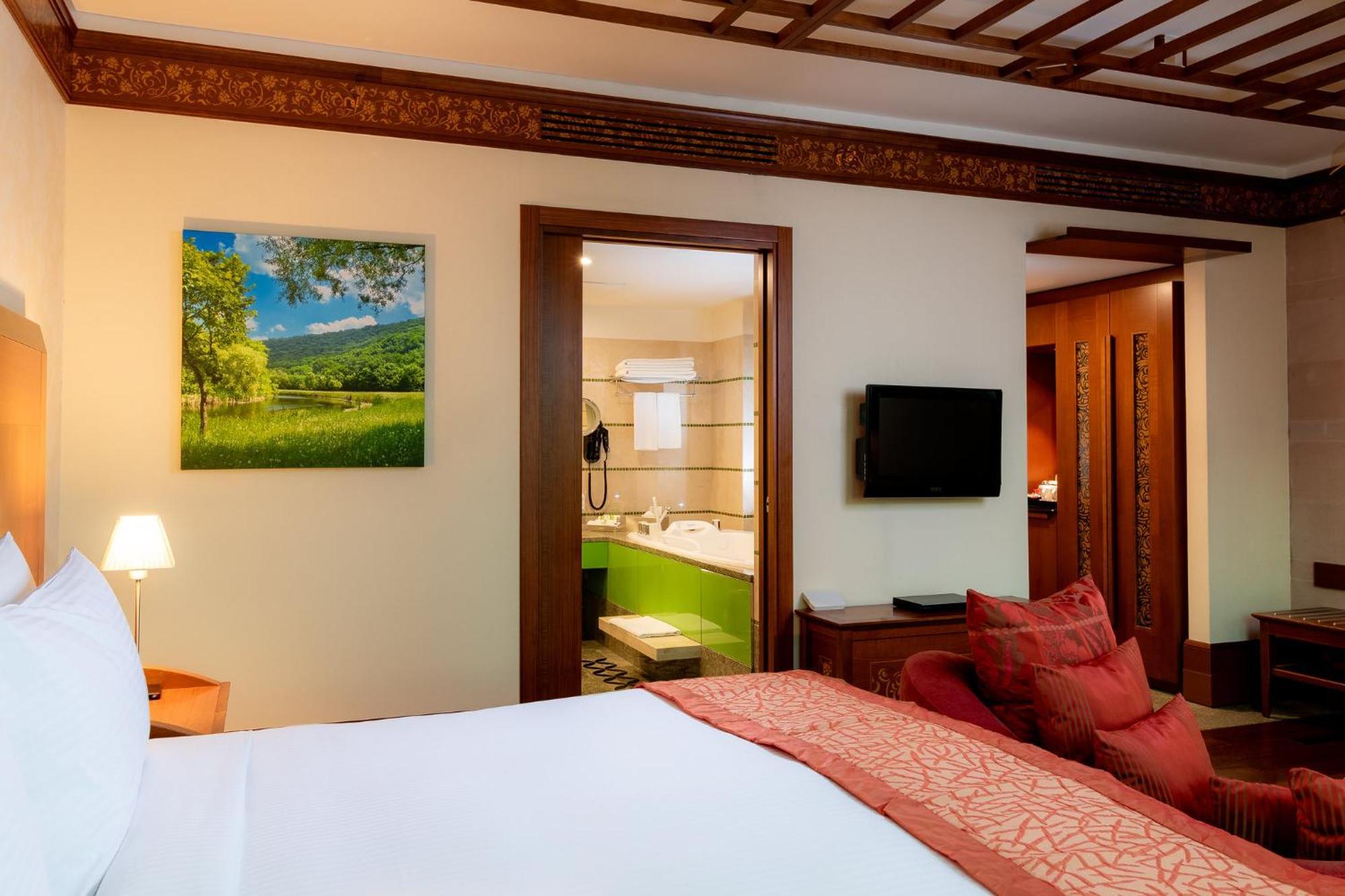 Holiday Inn Kuwait Al Thuraya City By Ihg Kuwait City Luaran gambar